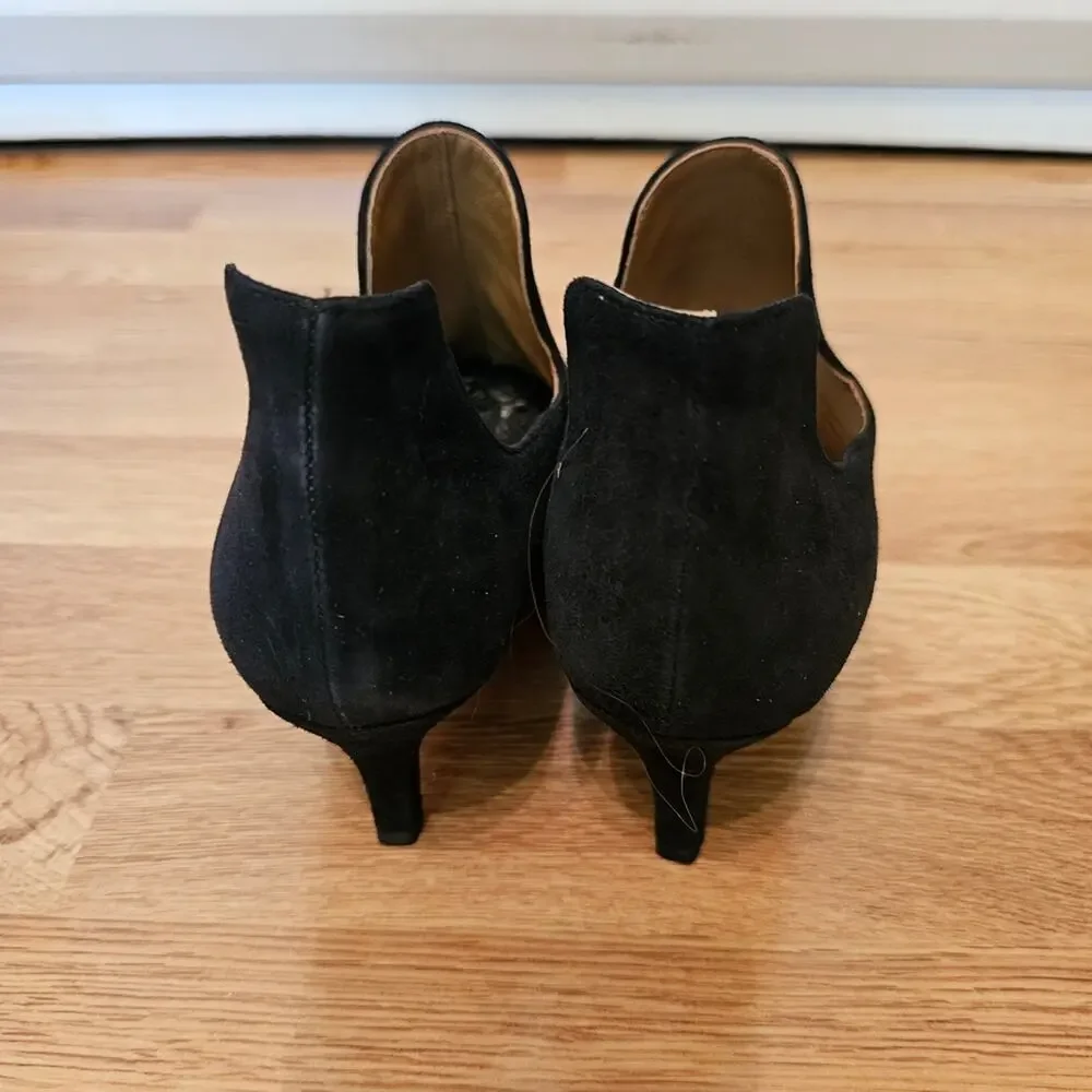 Kay Unger Japhette Black Suede Pointed Toe Cutout Pumps Heels Size 7.5 M